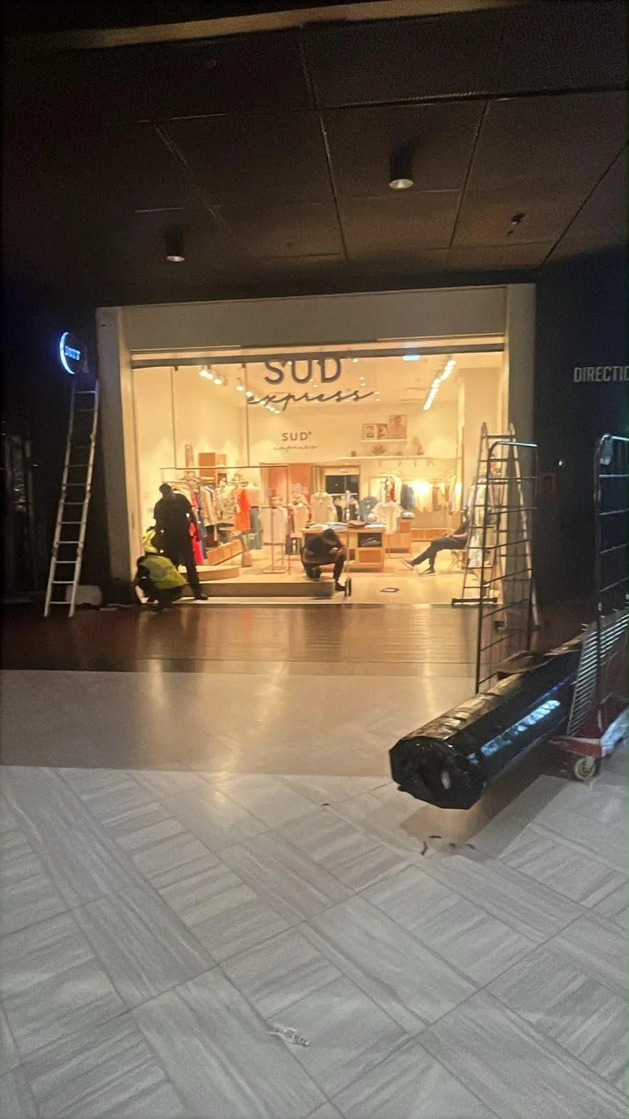 Installation et pose de rideau métallique à Marseille 5
